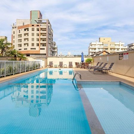 Confortavel Apartamento Em Condominio Com Piscina Бомбиньяс Экстерьер фото